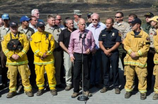 Photo Release: Governor Brown Meets With Rocky Fire First Responders in Colusa County